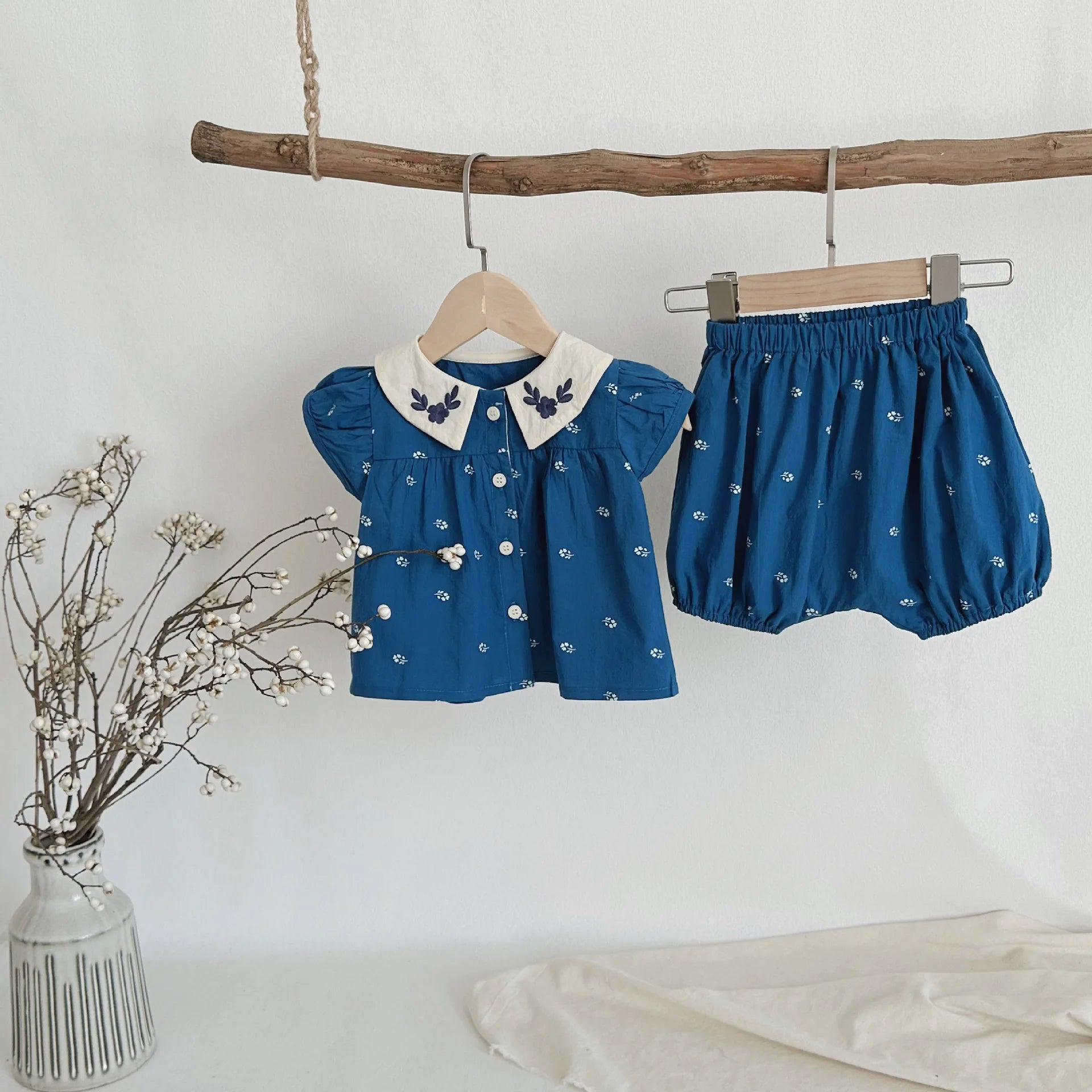 Summer New Baby Puff Sleeve Set Flower Embroidery Infant Girl Vintage Cardigan+Shorts 2PCS Suit Toddler Casual Outfits